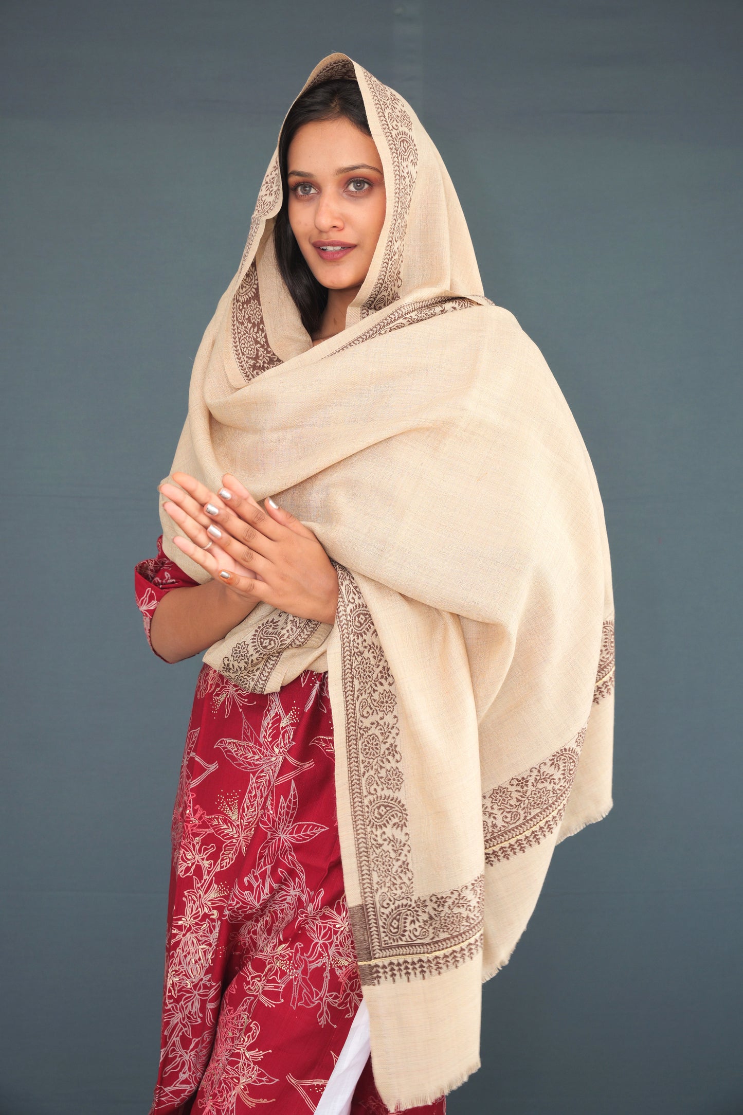 Handwoven Beige Khadi Silk Stole | Pure Handloom Dupatta with Traditional Border