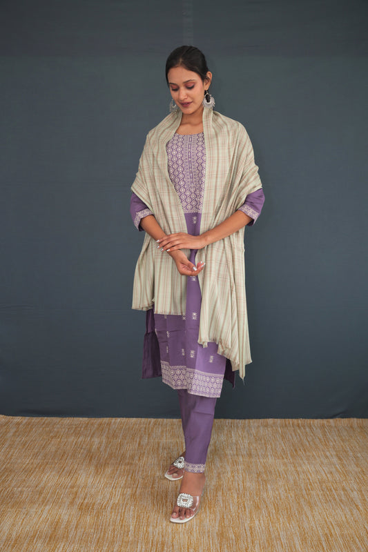 beige-olive-green-handwoven-khadi-silk-stole